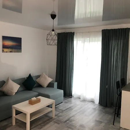 Yvene Studio Navodari